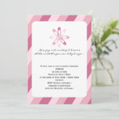 Pink Stripe Diaper Button Babydusche Einladung (Stehend Vorderseite)