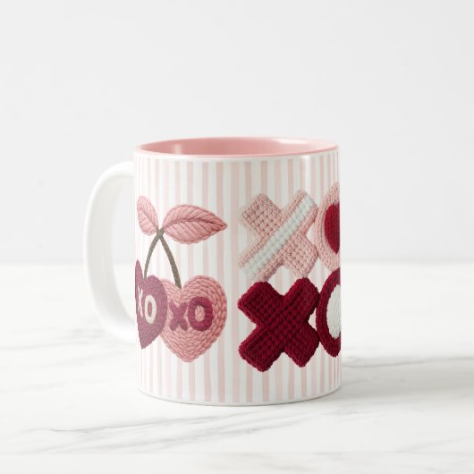 Pink Stripes XOXO Cherry  Zweifarbige Tasse (Vorderseite Links)