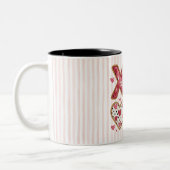 Pink Stripes XOXO hearts Zweifarbige Tasse (Links)