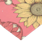 Pink Sunflowers Christmas Tischdecke (Schrägansicht)