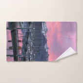 Pink Sunrise Boat Hafen - Badetuch Set (Handtuch)