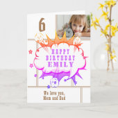 Pink Superhero Comic Speech Bubble Girl Birthday C Karte (Gelbe Blume)