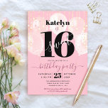 Pink Sweet 16 Birthday Girly Glam Balloons Script Einladung<br><div class="desc">"Happy Sweet 16". Schicken Sie diese atemberaubende, einfache, festliche, moderne, personalisierte Party Einladung für eine Veranstaltung, an die Sie sich erinnern können. Fett, grafisch, schwarz und handgeschriebenes Skriptüberlagern rosa Ballons und goldfarbene funkelnd Streichellichter auf einem weichen, hellrosa Hintergrund. Personalisieren Sie den benutzerdefinierten Text mit dem Namen Ihrer Tochter und anderen...</div>