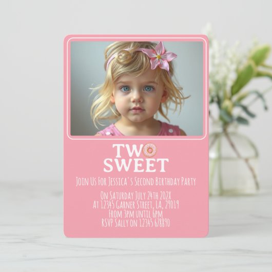Pink Sweet Two Year Old Girl Photo Party Invite Einladung (Stehend Vorderseite)