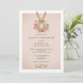 Pink Sweet Woodland Bunny Baby Dusche Einladung (Stehend Vorderseite)