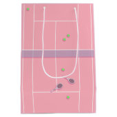 Pink Tennis Court Preppy Modern Tennis Player Mittlere Geschenktüte (Rückseite)
