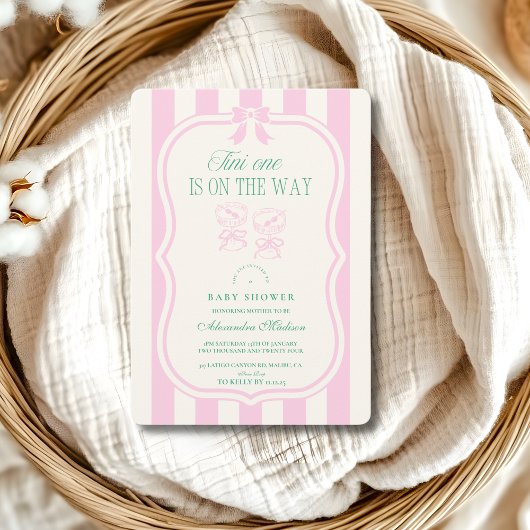 Pink Tini One ist auf dem Weg Babydusche Einladung