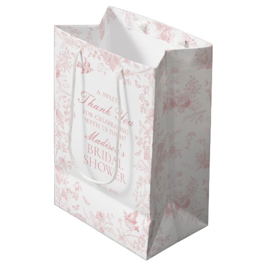 Pink Toile De Jouy Brautparty Favoriten Mittlere Geschenktüte (Vorderseite Schrägansicht)