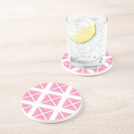 Pink Trendy Triangle Pattern Getränkeuntersetzer (Seite)