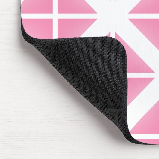 Pink Trendy Triangle Pattern Mousepad (Ecke)