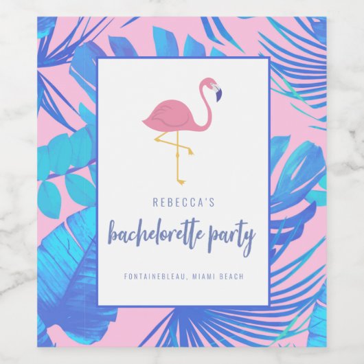 Pink Tropical Flamingo Beach Bachelorette Weinetikett (Einzelnes Label)
