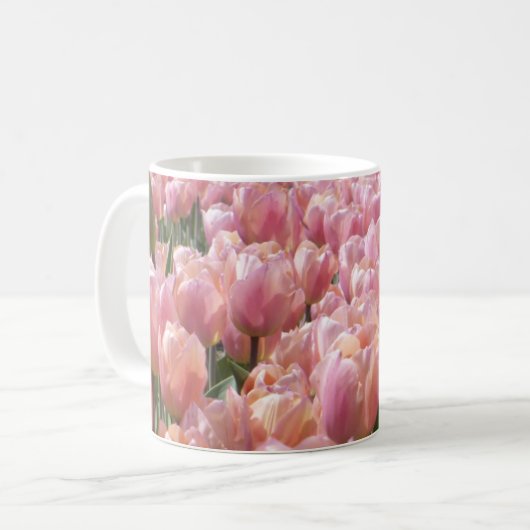 Pink Tulip Field Kaffeetasse (Vorderseite Links)