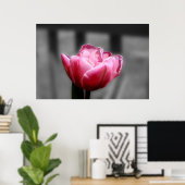 Pink Tulip Schwarz-Weiß-Poster oder Druck Poster (Heimbüro)