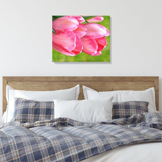 Pink Tulips Leinwanddruck (Insitu (Schlafzimmer))