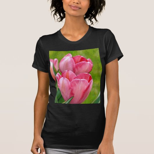 Pink Tulips T-Shirt (Vorderseite)