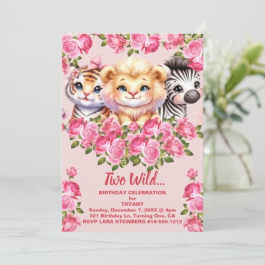 Pink Two Wild 2 Years Old Girl's Birthday Party Einladung (Stehend Vorderseite)