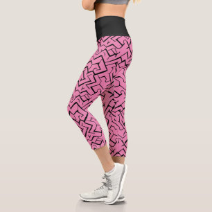 Pink und Black Meander Muster   Modernes Maze Capri Leggings