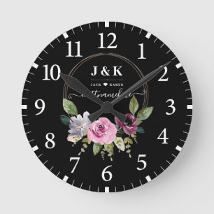 Pink und Burgundy Blush Custom Monogram Runde Wanduhr