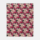 Pink und Cream Marble Poinsettia Holiday Fleecedecke (Vorderseite)