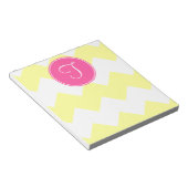 Pink und gelb, Zickzack, Monogram Notepad Notizblock (angewinkelt)