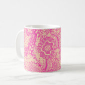 Pink und leicht beige Girl Abstrakte Blüte Kaffeetasse (Vorderseite Links)