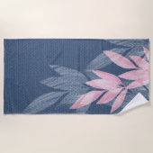 Pink und Punk Abstrakte Navy Pink Wasserfarbe Strandtuch (Vorderseite)
