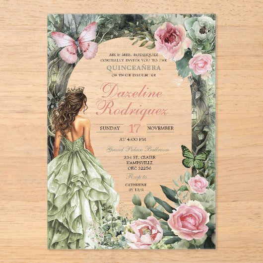 Pink und Sage Green Whimsiswald Quinceanera Acryleinladungen (Vorderseite)