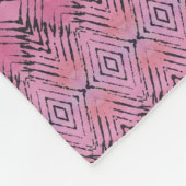 Pink und schwarz Diamant Streifen Muster Fleecedecke (Ecke)