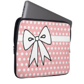 Pink und White Polka Dot Laptop-Gehäuse Laptopschutzhülle (Vorne Rechts)