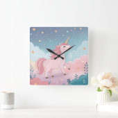 Pink Unicorn with Golden Horn – Pastel Clouds Quadratische Wanduhr (Zuhause)