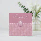 Pink Vintag Cameo & Pearls Sweet 16 Einladung (Stehend Vorderseite)