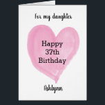 Pink Watercolor Herz 37. Geburtstagskarte<br><div class="desc">Eine personalisierte Aquarellenkarte,  die zum 37. Geburtstag für Tochter,  Schwester,  Ehefrau und mehr gehört. Die Vorderseite dieser Herzkarte zum 37. Geburtstag für sie kann mit dem Namen des Geburtstagsempfängers personalisiert werden. Die Geburtstagsnachricht kann auch bearbeitet werden. Das würde ihr zum 37. Geburtstag eine einzigartige personalisierte Kartenhalterung verschaffen.</div>