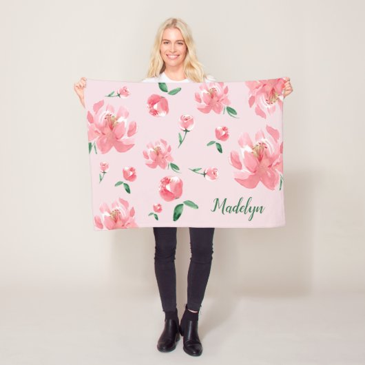 Pink Watercolor Peonies Green Script Individuelle  Fleecedecke (Beispiel)
