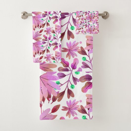 Pink watercolour winter flowers background badhandtuch set (Insitu)