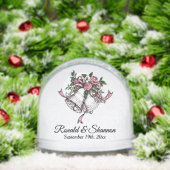 Pink Wedding Bells Names and Date Schneekugeln (Weihnachten)