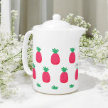 Pink Weiße Ananas Muster Chic<br><div class="desc">Rosa weißer Teekessel mit Niedlichem Ananas Muster. Mehr Produkte mit diesem Design sind in der folgenden Kollektion zu finden.</div>