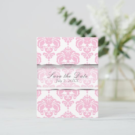 Pink & White Damask Chic Wedding Save the Date Ankündigungspostkarte (Stehend Vorderseite)