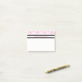 Pink & White Damask Muster Modernes Personalisiert Post-it Klebezettel (Auf Schreibtisch)