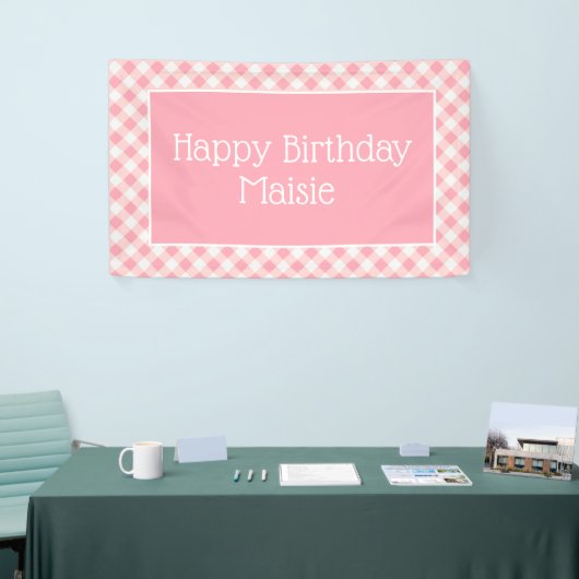 Pink White Gingham Little Girl's Happy Birthday Banner (Messeveranstaltung)