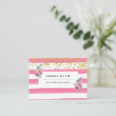 Pink White Makeup Artist Floral Visitenkarte (Stehend Vorderseite)