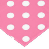 Pink White Polka Dots Design Tischdecke (Schrägansicht)