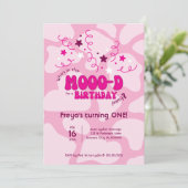 Pink Who's in the MOOO-D Cow Print 1st Birthday Einladung (Stehend Vorderseite)