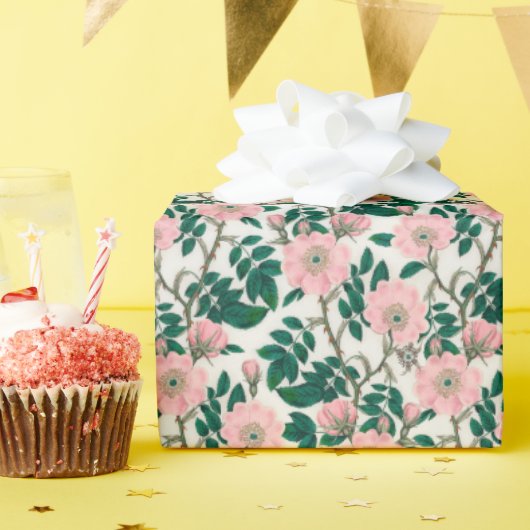 Pink Wild Rose Blume & Green Blätter Muster Geschenkpapier (Geburtstagsparty)