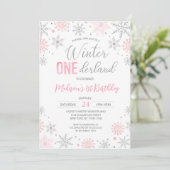 Pink Winter Onederland Snowflakes erste Geburtstag Einladung (Stehend Vorderseite)