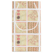 Pink Woodblock Zeichnungen von Chariklia Zarris Kleine Geschenktüte (Rückseite)