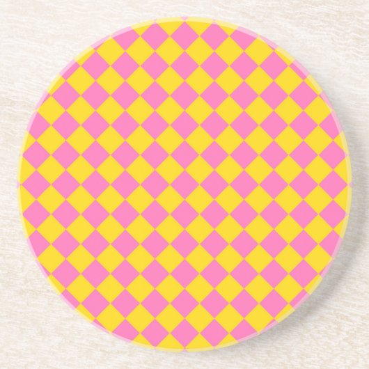 Pink Yellow Diamond Harlequin Schachbrett Pattern Getränkeuntersetzer (Vorne)