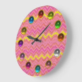PINK YELLOW MOSAIC ZICKZACK UND FARBHAFTE GEMSTONS GROßE WANDUHR (Winkel)