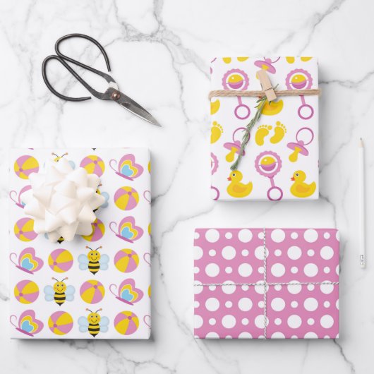 PINK YELLOW WHITE NIEDLICH BABY GIRL ITEMS GESCHENKPAPIER SET (Vorderseite)