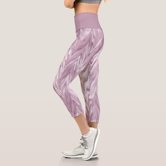Pink Zigzag Capri Leggings (Links)