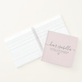 Pinkfarbene Buchstaben an meinen Tastengedächtnis Notizblock (Innenseite)